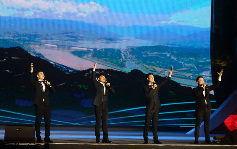 /QJ_007208172631.jpg 064A0240.JPG