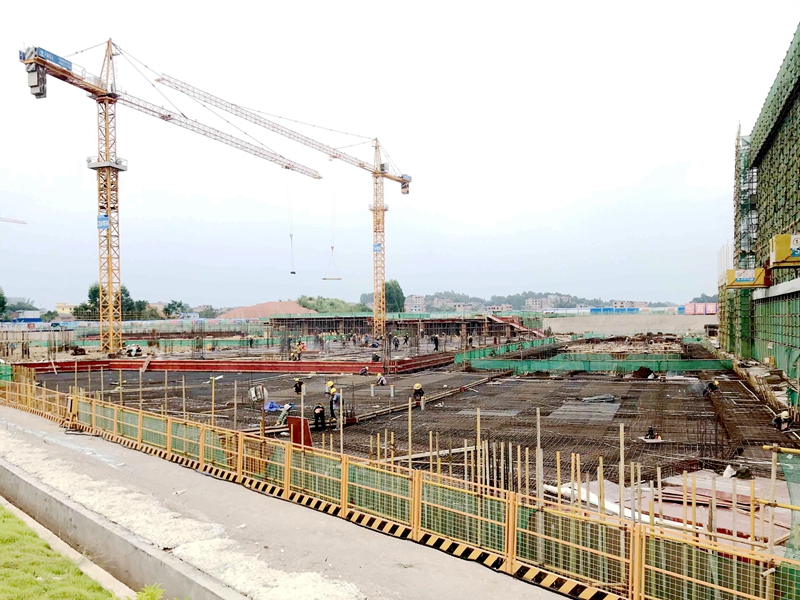 /QJ_812191995497.jpg 建設(shè)施工現(xiàn)場.jpg