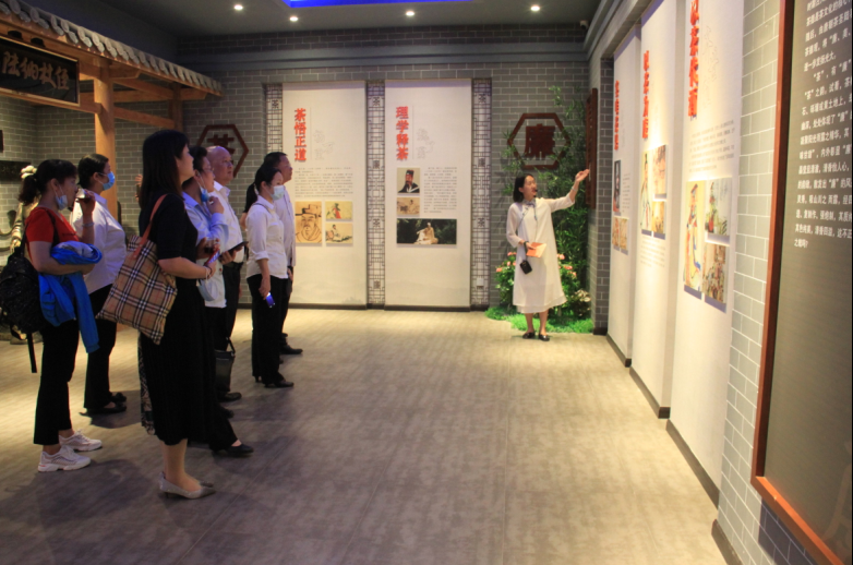 /QJ_158489292433.png 2.png