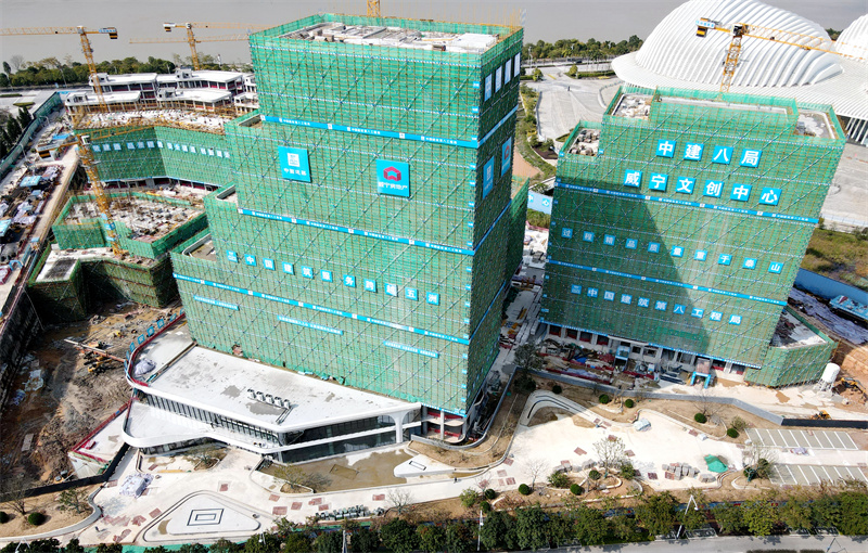 /QJ_629966245877.jpg 建設中的東盟·威寧文創(chuàng)中心.jpg